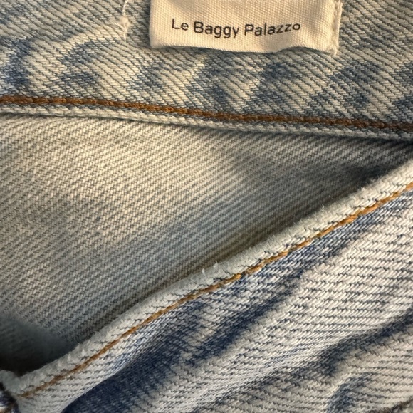 Frame Denim Light Wash Jeans - Picture 16 of 17